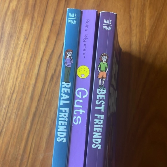 Graphic Novels Book Lot Set of 3 Best Friends Guts Real Friends - Picture 2 of 4